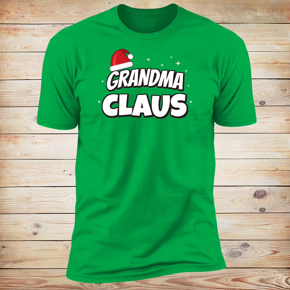 Grandma Claus tee in Irish Green